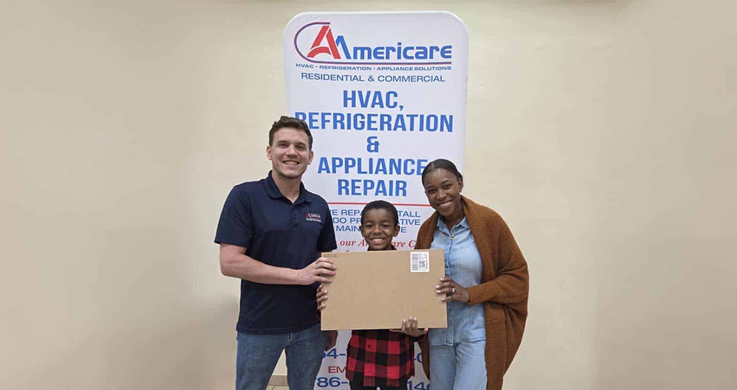 Americare-Donates-Computers