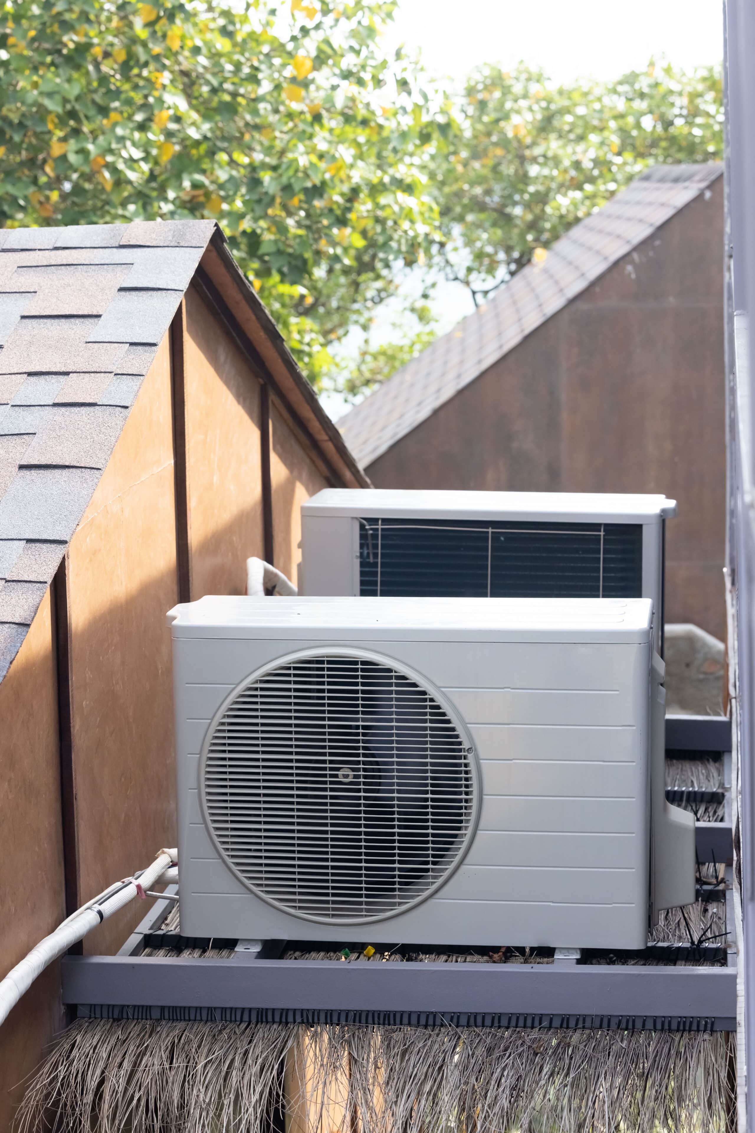 large air conditioner is roof building